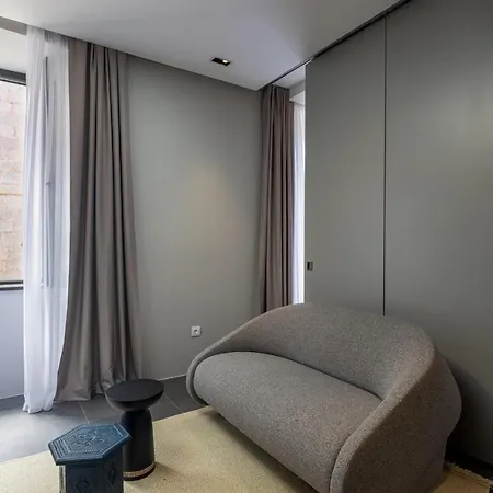 And Lejletul Gostinjska kuća 4*