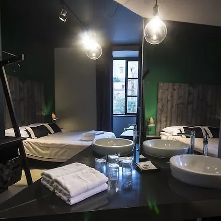 Gostinjska kuća And Lejletul 4*